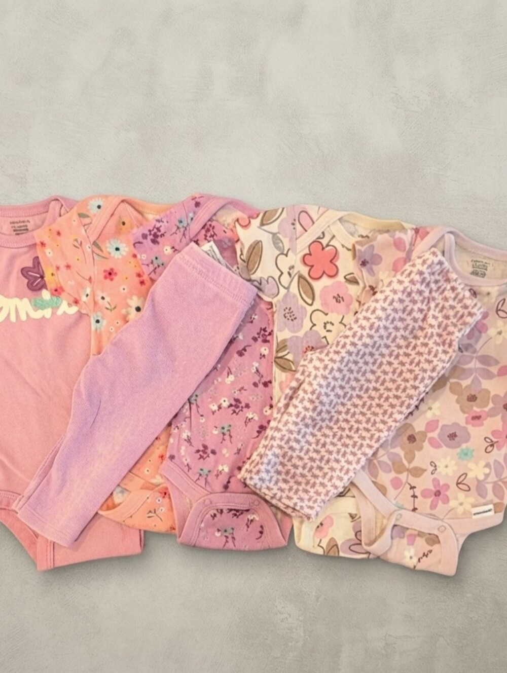 0-3M Floral and Patterned Baby Onesies Set